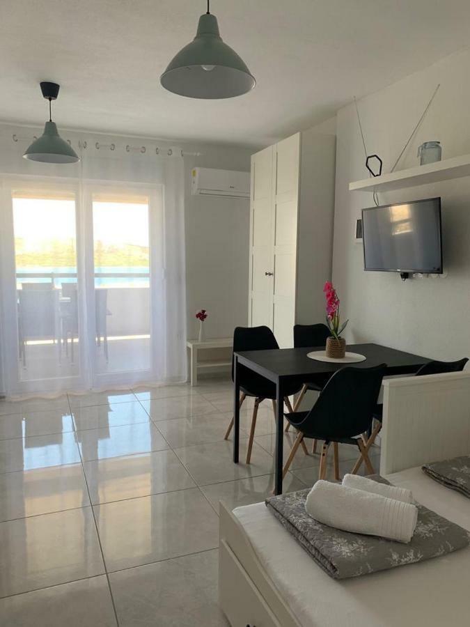 Appartamento Nelany Zubovići Esterno foto